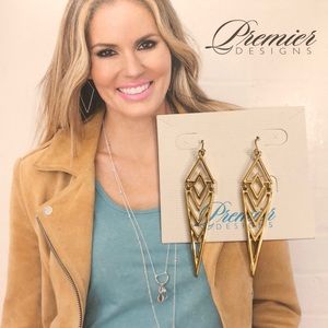 Premier Designs Stella Earrings